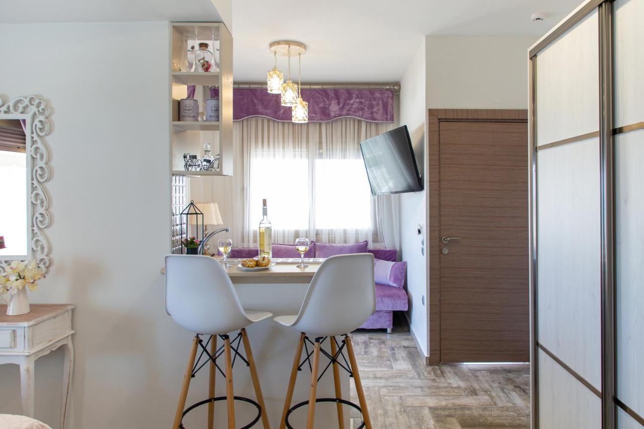 Elimia Suites & Studios Makrýgialos 외부 사진