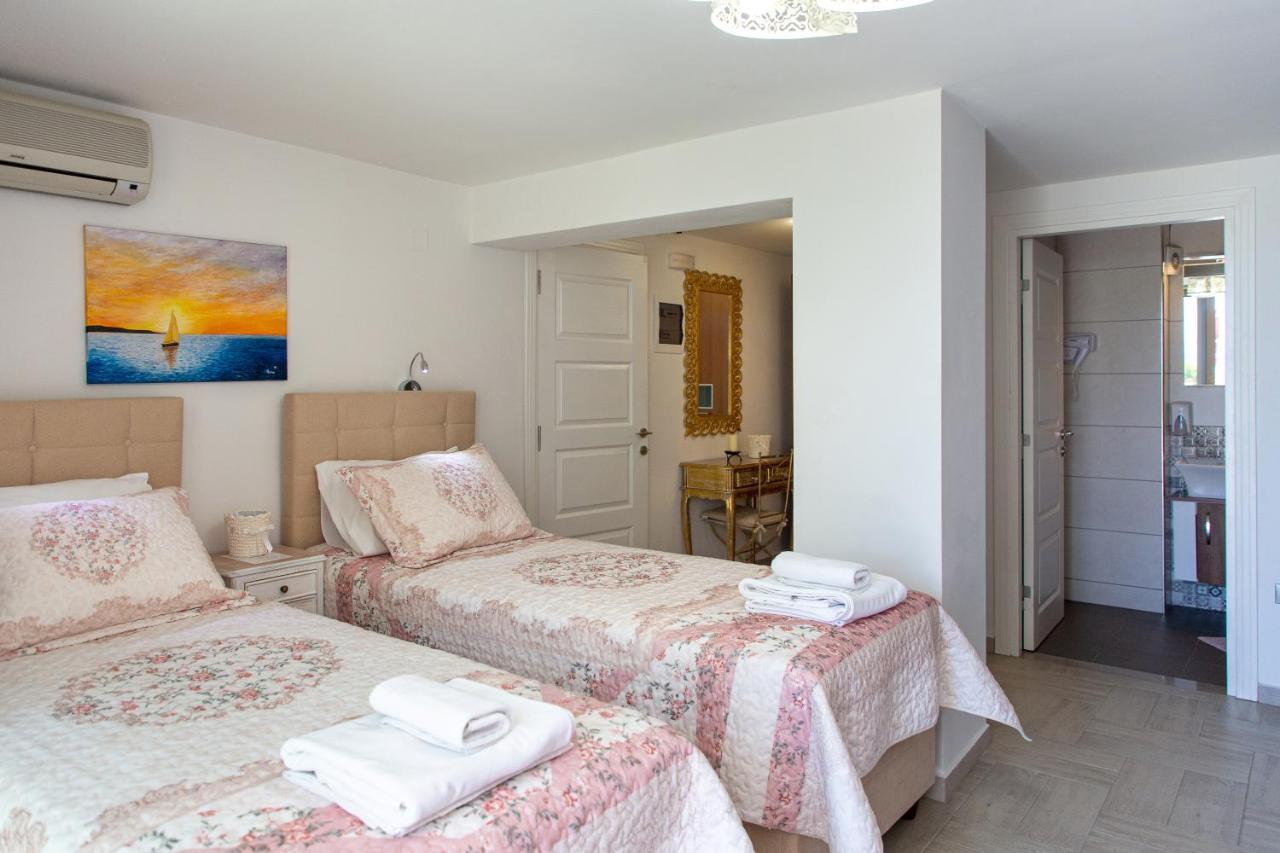Elimia Suites & Studios Makrýgialos 외부 사진