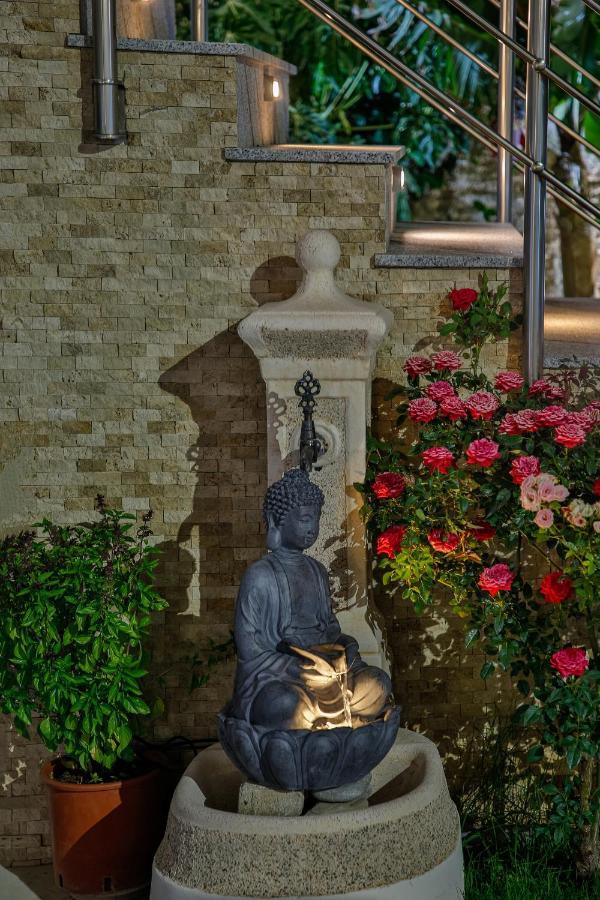 Elimia Suites & Studios Makrýgialos 외부 사진