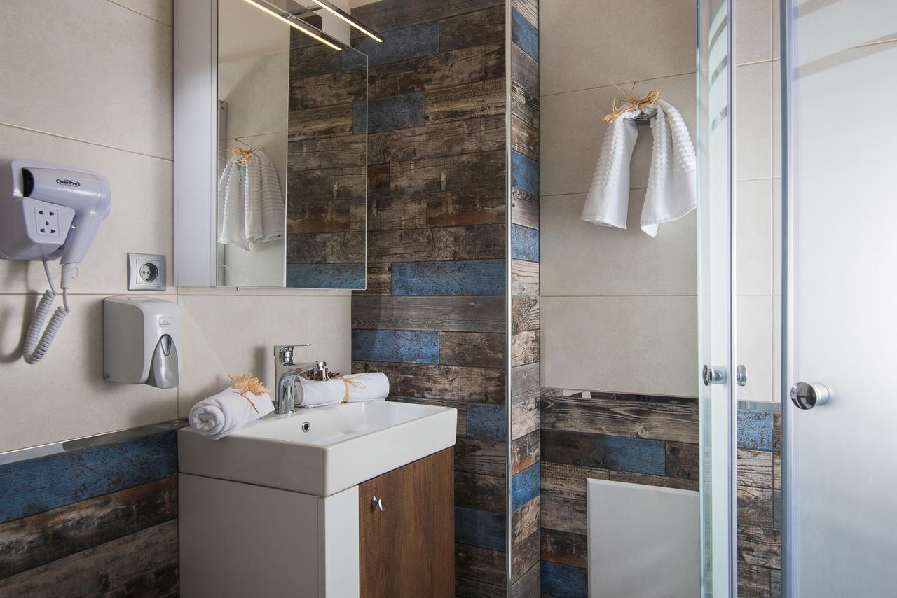 Elimia Suites & Studios Makrýgialos 외부 사진