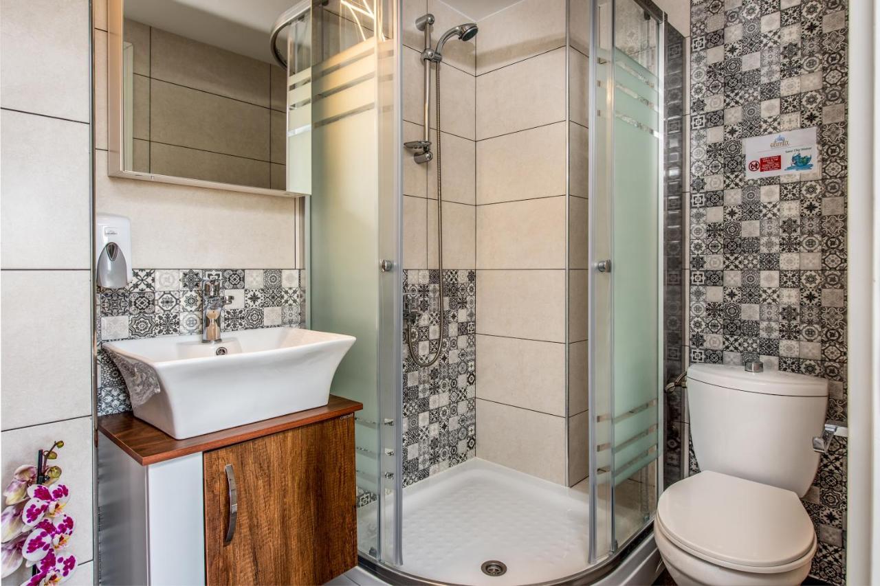 Elimia Suites & Studios Makrýgialos 외부 사진